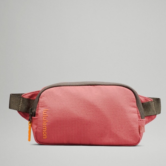 lululemon athletica Handbags - Lululemon belt bag - NWT